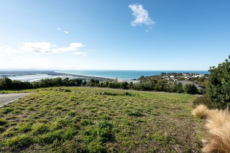 Photo of property in 8 Ararat Lane, Clifton, 8081
