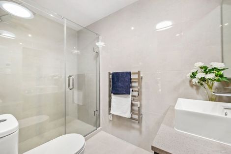 Photo of property in 11a Mimosa Place, Half Moon Bay, Auckland, 2012