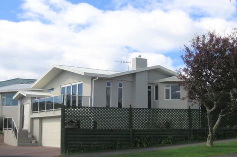 Photo of property in 1/40 Shepherd Road, Waipahihi, Taupo, 3330