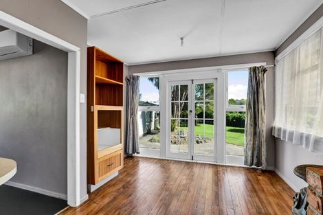 Photo of property in 1 Avon Street, Stratford, 4332