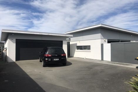 Photo of property in 11 Linkwater Way, Parklands, Christchurch, 8083