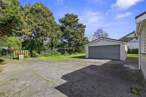 Photo of property in 194 Naenae Road, Naenae, Lower Hutt, 5011