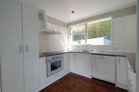 Photo of property in 1/39 St Peters Street, Northcote, Auckland, 0627
