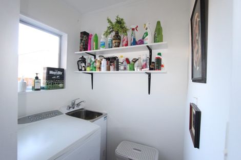 Photo of property in 36 Tararua Street, Pahiatua, 4910