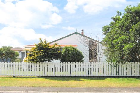 Photo of property in 113 Robinson Road, Whitianga, 3510