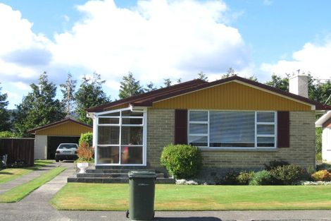 Photo of property in 72 Holdsworth Avenue, Trentham, Upper Hutt, 5018