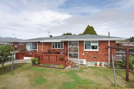 Photo of property in 17 Henare Street, West End, Palmerston North, 4412