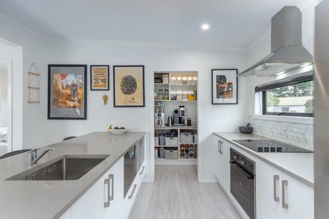 Photo of property in 14 Ataahua Place, Featherston, 5710