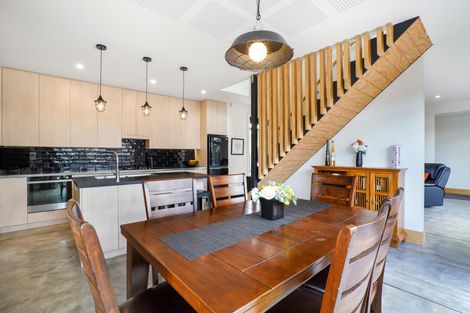 Photo of property in 123 Heretaunga Street, Palmerston North, 4414