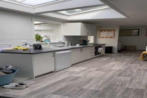 Photo of property in 24 Ngaumatau Road, Point Howard, Lower Hutt, 5013