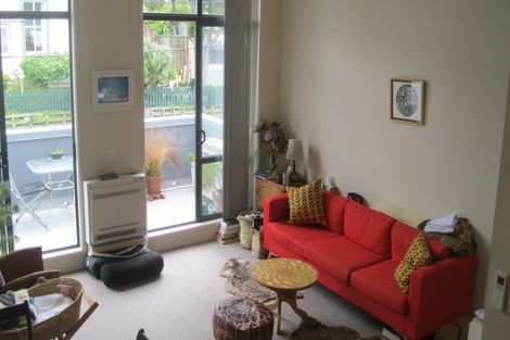 Photo of property in 7 Hanson Street, Mount Cook, Wellington, 6021