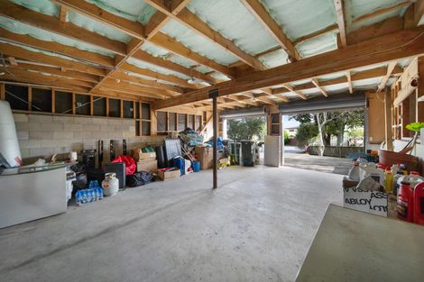 Photo of property in 6 Crestlands Place, Papakura, 2110