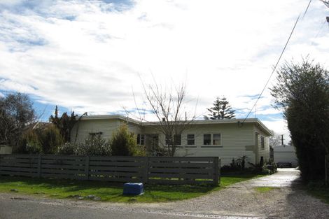 Photo of property in 11 Hiawatha Lane, Takaka, 7110