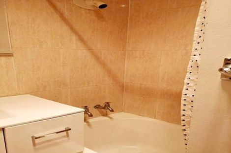 Photo of property in 57 Farquhar Road, Glendene, Auckland, 0602