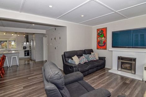 Photo of property in 4 Kay Road, Manurewa, Auckland, 2102