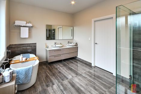 Photo of property in 430 Twilight Road, Brookby, Manurewa, 2576