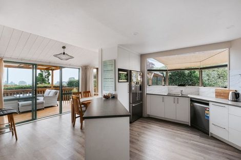 Photo of property in 197a Omokoroa Road, Omokoroa, 3114