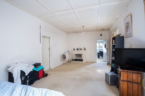 Photo of property in 67 Pendarves Street, New Plymouth, 4310