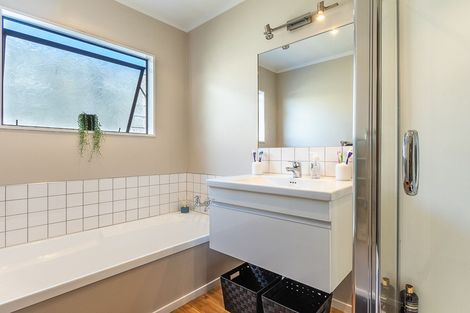 Photo of property in 176 Matai Road, Raumati Beach, Paraparaumu, 5032