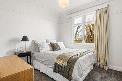 Photo of property in 1c Rutherford Street, Belmont, Auckland, 0622