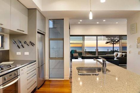 Photo of property in 21 Le Quesne Road, Bay View, Napier, 4104