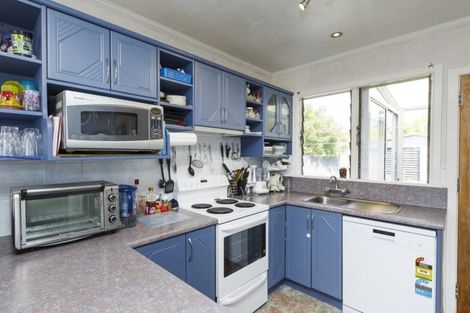 Photo of property in 8 Miles Place, Awapuni, Palmerston North, 4412