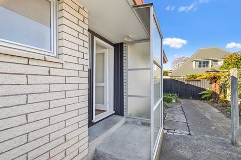 Photo of property in 2/204 Riverlaw Terrace, Saint Martins, Christchurch, 8022