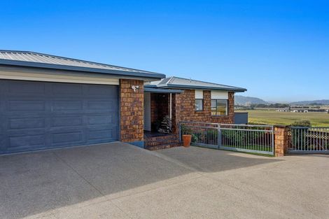 Photo of property in 19 Panorama Place, Coastlands, Whakatane, 3120