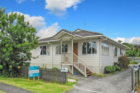 Photo of property in 22 Glennandrew Drive, Half Moon Bay, Auckland, 2012
