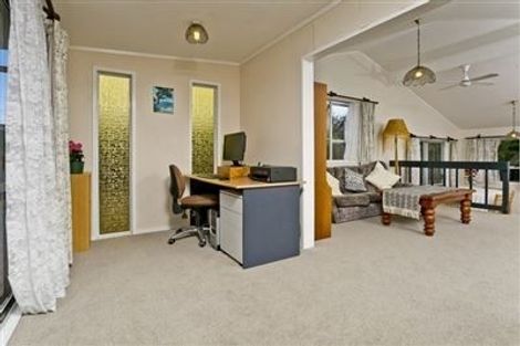 Photo of property in 158 Lynn Road, Bayview, Auckland, 0629