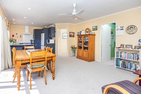 Photo of property in 22 Cranbrook Place, Rototuna North, Hamilton, 3210
