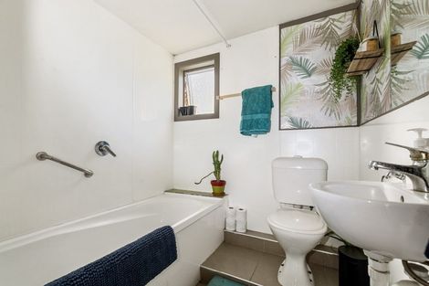 Photo of property in 66 Clinkard Avenue, Glenholme, Rotorua, 3010