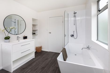 Photo of property in 37 Flemington Avenue, North New Brighton, Christchurch, 8083