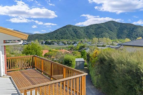 Photo of property in 6 Moana View Road, Waikawa, Picton, 7220