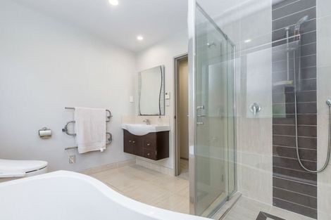 Photo of property in 11a Marlborough Avenue, Glenfield, Auckland, 0629