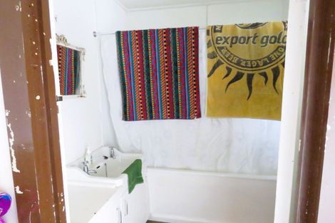 Photo of property in 19 Fonblanque Street, Westport, 7825