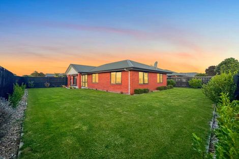 Photo of property in 8 Reserve Close, Woolston, Christchurch, 8062