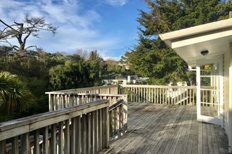 Photo of property in 62 Braemar Road, Castor Bay, Auckland, 0620