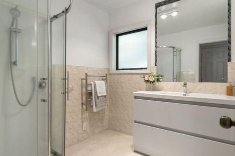 Photo of property in 11 Houhere Close, Albany, Auckland, 0632