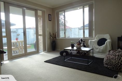 Photo of property in 27 Branigan Parade, Kelvin Grove, Palmerston North, 4414