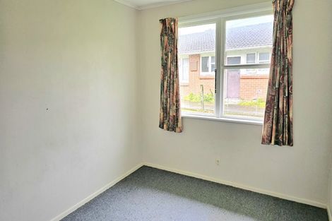 Photo of property in 1/52 Cruickshank Road, Clouston Park, Upper Hutt, 5018