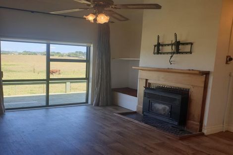 Photo of property in 79 Craig Road, Pollok, Waiuku, 2683