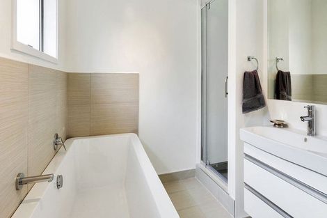 Photo of property in 10/11 Kingsway Avenue, Sandringham, Auckland, 1025