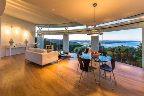 Photo of property in 142 Scarborough Road, Scarborough, Christchurch, 8081