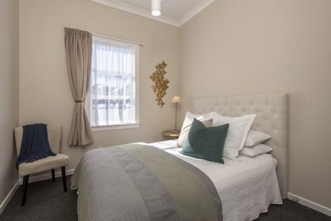 Photo of property in 296 Karori Road, Karori, Wellington, 6012