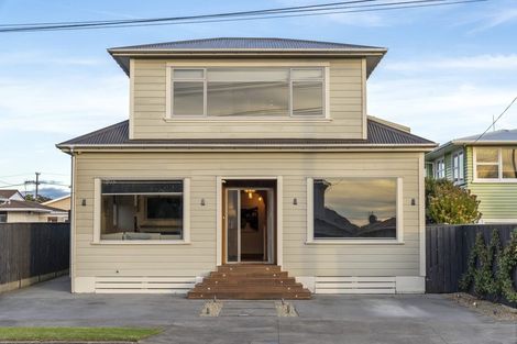 Photo of property in 7 Massey Street, Westown, New Plymouth, 4310