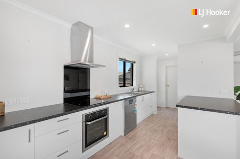 Photo of property in 39 Tay Street, Mosgiel, 9024