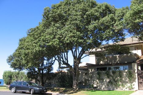 Photo of property in 19 Tiri Road, Takapuna, Auckland, 0620