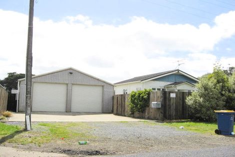 Photo of property in 1 Dale Road, Whenuapai, Auckland, 0618