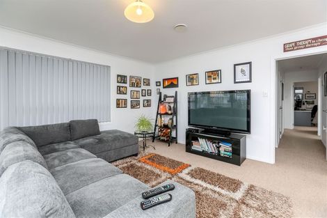 Photo of property in 264a Courtenay Street, Strandon, New Plymouth, 4312